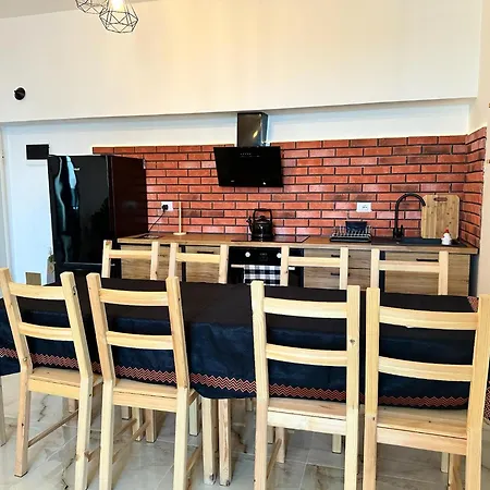 Marta - Summer Breeze * Sarandë